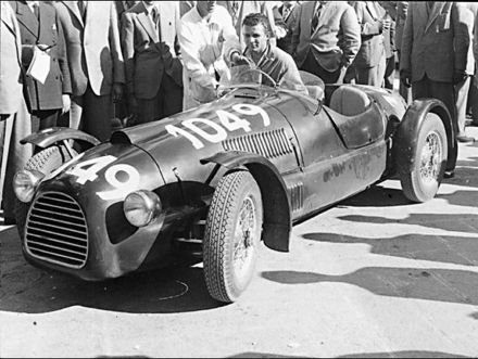 Tazio Nuvolari i Andrea Scapinelli – Ferrari 166 Spyder Corsa.