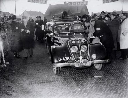 De Rijk – Peugeot 402.