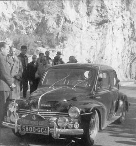 Peraud i Cambus - Renault 4 CV.