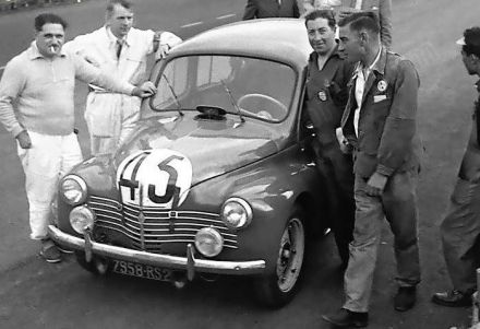 Just Emile Vernet i Roger Eckerlein – Renault 4 CV.