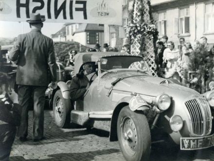 D.H.Murray i M.P.Skarring – Frazer Nash.