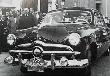H.D.Prins jr. i A.J.van Splunter - Ford V8.