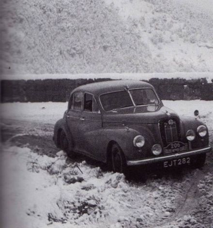 E.M.Channon i P.M.Channon - Morris Six.