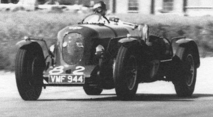 Syd Lawrence – Bentley 4 ½.