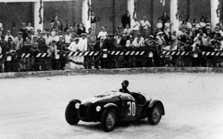 Franco Cortese – Frazer Nash Le Mans Replica.