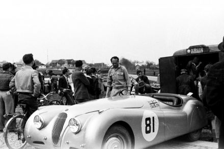 J.B.Atkinson – Jaguar 3300.