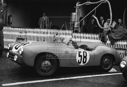 Jean Paul Colas i Robert Schollmann – Callista RAN D120 Panhard.