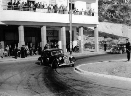 Jacques Lariviere – Citroen 15CV.