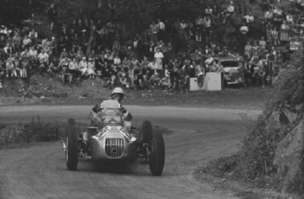 Stirling Moss – HWM.