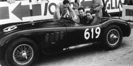 Stirling Moss i Norman Dewis - Jaguar C-type.