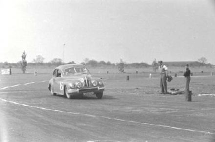Snetterton Eastern Counties Motor Club - 1952