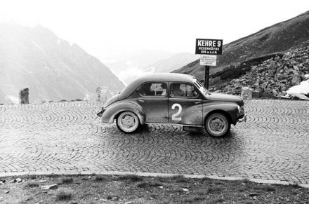 Hans Wencher – Renault 4 CV.