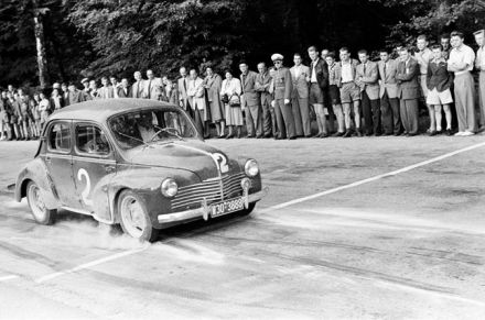 Hans Wencher – Renault 4 CV.