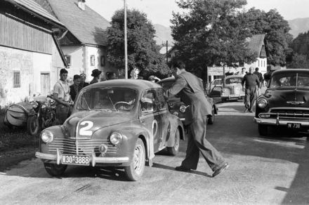 Hans Wencher – Renault 4 CV.