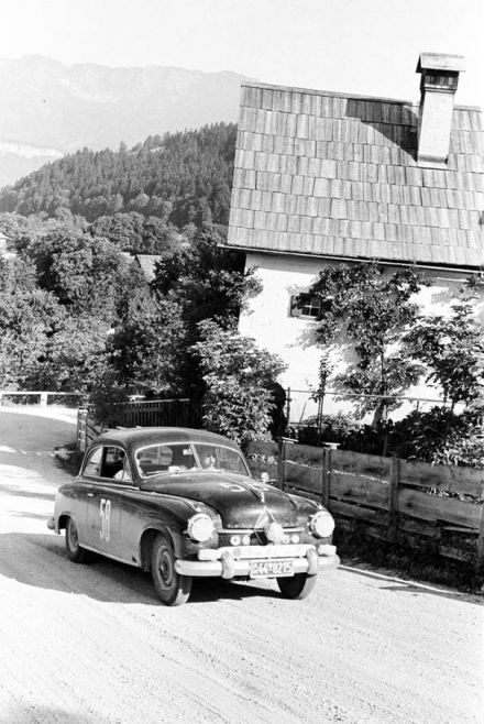 Theodor von Harlessem – Borgward Hansa.