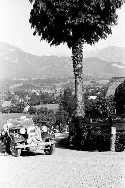 Herbert Pech – Singer.