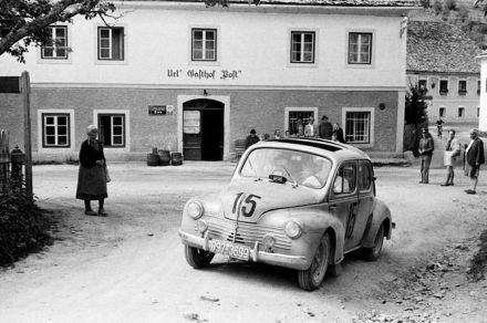 Heinrich Hirschauer – Renault 4 CV.