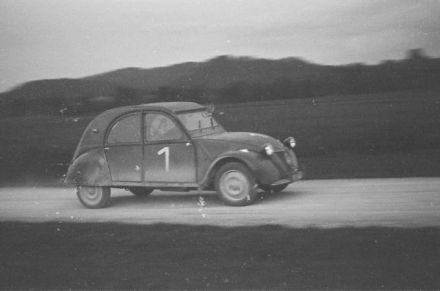 Rudolf Smoliner – Citroen 2 CV.