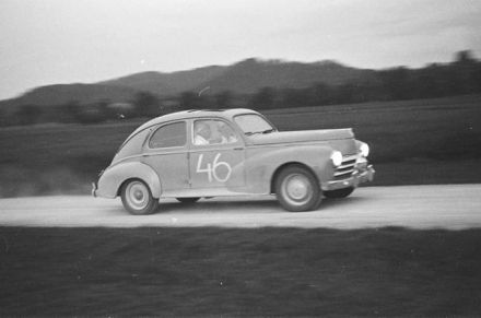 Teddy Quidenus – Peugeot 203.