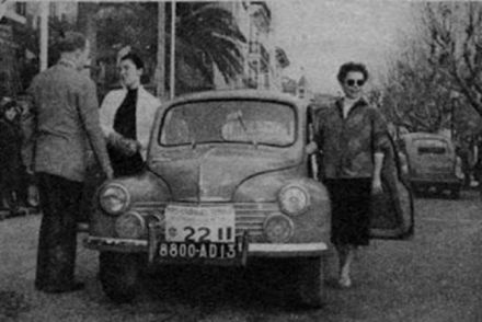Yvonn Simon – Renault 4 CV.