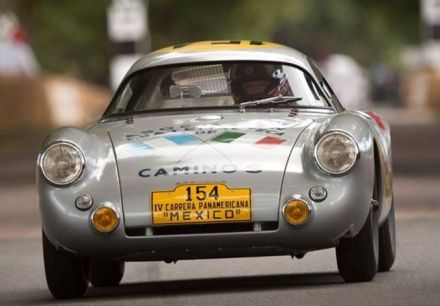 Jaroslav Juhan i Antonio Asturias Hall – Porsche 550 coupe.