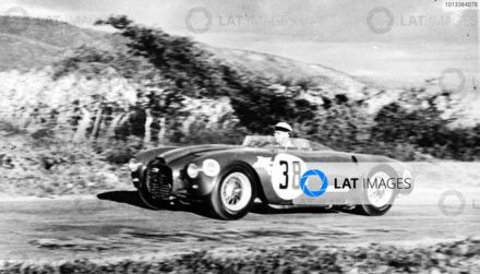Eugenio Castellotti i Carlo Luoni – Lancia D23 Pininfarina.