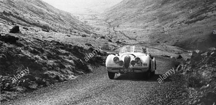Ian Appleyard i Pat Appleyard – Jaguar XK 120.