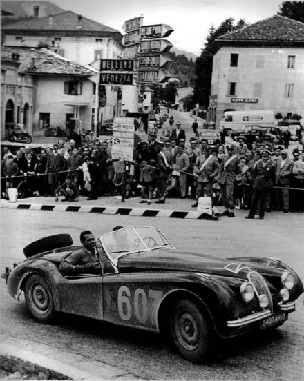 Escalier - Jaguar XK 120.