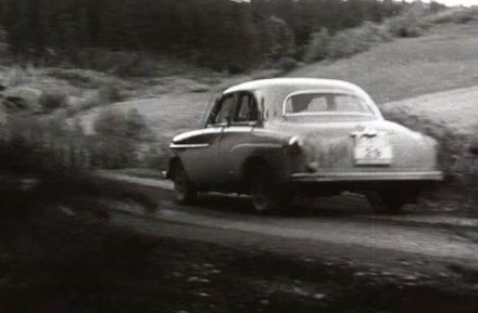 Bjarne Haegeland i Sverre Johanson – Vauxhall Velox.