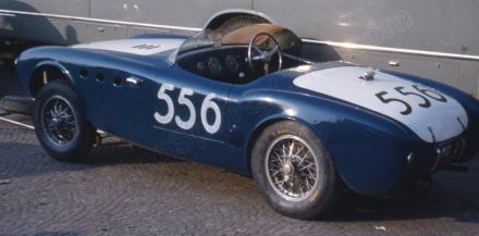 Jacques Swaters i Charles de Tornaco - Ferrari 225 S spider Vignale.