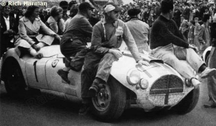 Briggs Cunningham i William Spear – Cunningham C4R Chrysler.