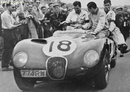 Tony Rolt i Duncan Hamilton – Jaguar C-type.