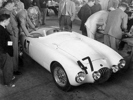 Phill Hill i Fred Wackers jr – Osca MT4.