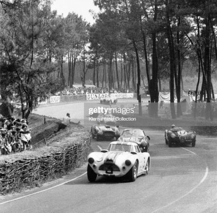 Charles Moran i John Gordon Bennett  – Cunningham C4RK Chrysler.