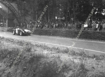 Tony Rolt i Duncan Hamilton – Jaguar C-type.