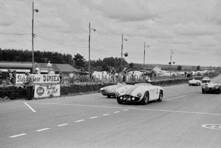 Phil Walters i John Fitch – Cunningham C5R Chrysler, Pierre Chancel i Robert Chancel – Panhard X88.