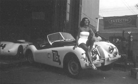 Roger Wing – Jaguar XK120.