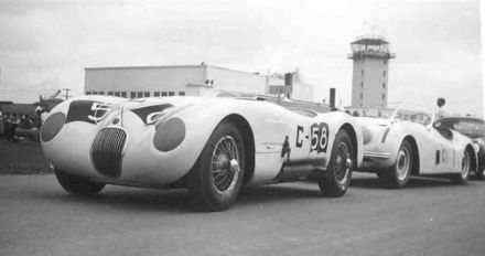 Masten Gregory – Jaguar XK120C.