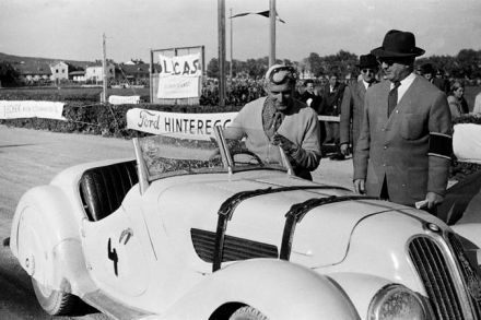 Jaroslav Havlicek – BMW 320.