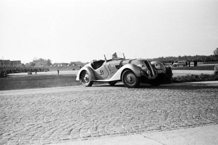 Teddy Quidenius – BMW 327.