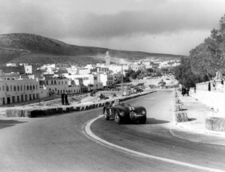 Armand Roboly – Jaguar C-type.