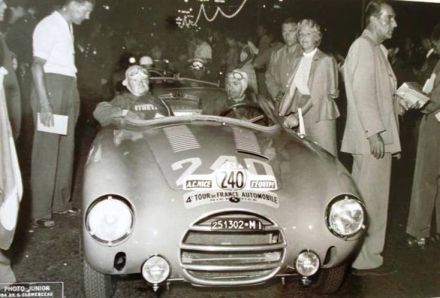 Louis Chiron i Robert Delpech – Osca 2000S.