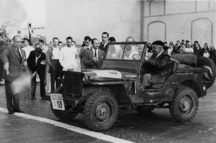 Fermin Monzon Barber i Pepe Monzon – Jeep.