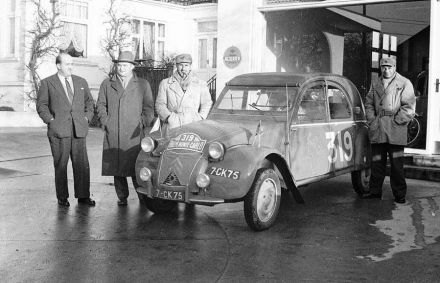 Michel Barbier i Jacques Duvey – Citroen 2CV A.