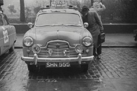 Blumer i Curtis – Ford Zephyr.