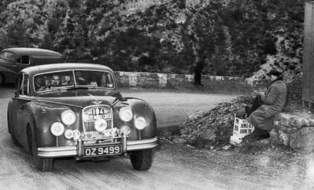 Ronnie J.Adams i Desmond Titterington – Jaguar Mk.VII.