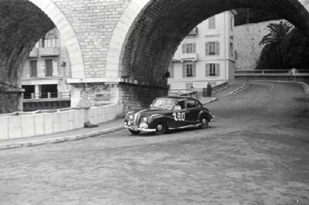 Ernst Loof i Hans Wencher – BMW 501.