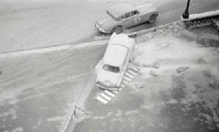 Cecil Vard i Arthur Jolley – Jaguar Mk.VII.