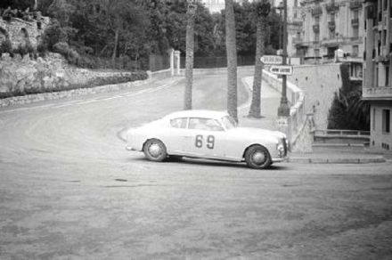 Chiron i Ciro Basadonna – Lancia Aurelia GT.