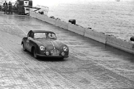 Jean Pierre Schild i Bjornestad – Porsche 356 SC.